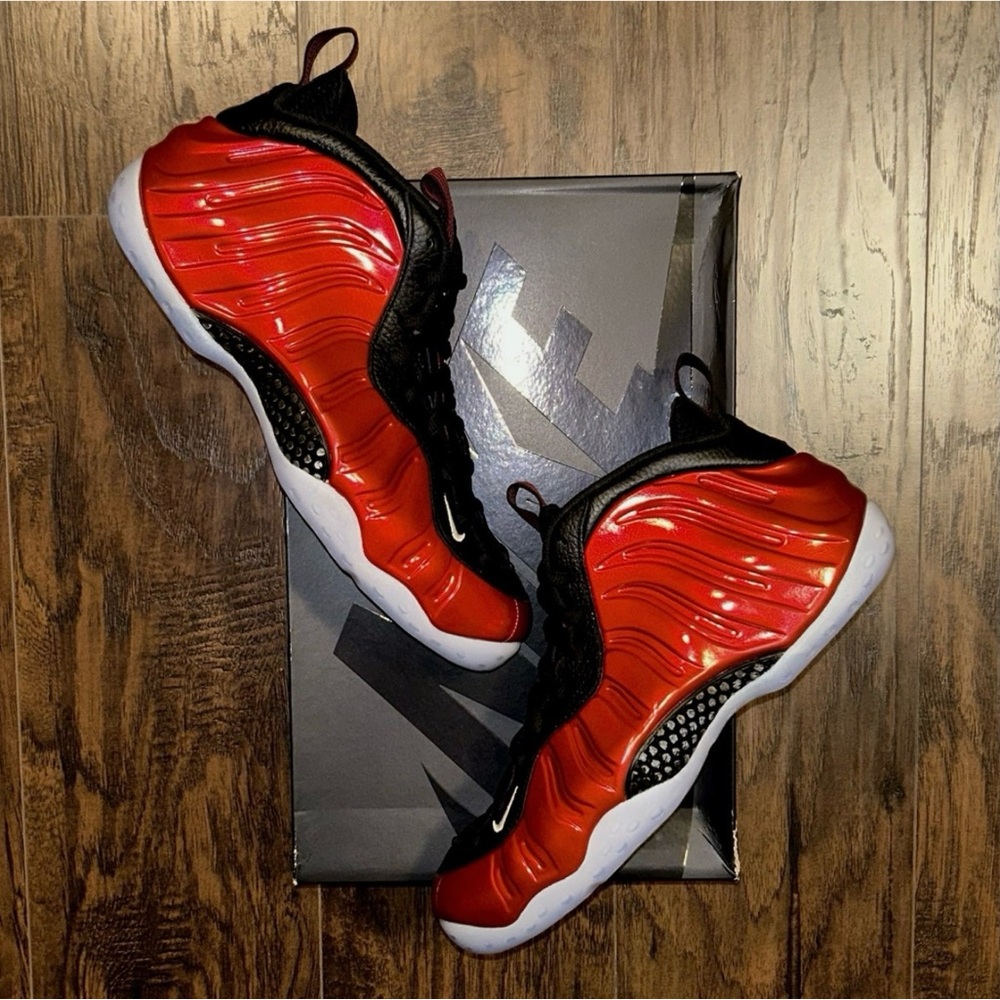Nike Red and Black Foamposite-Style Men's Sneakers